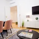 Studio Apartments Naschmarkt